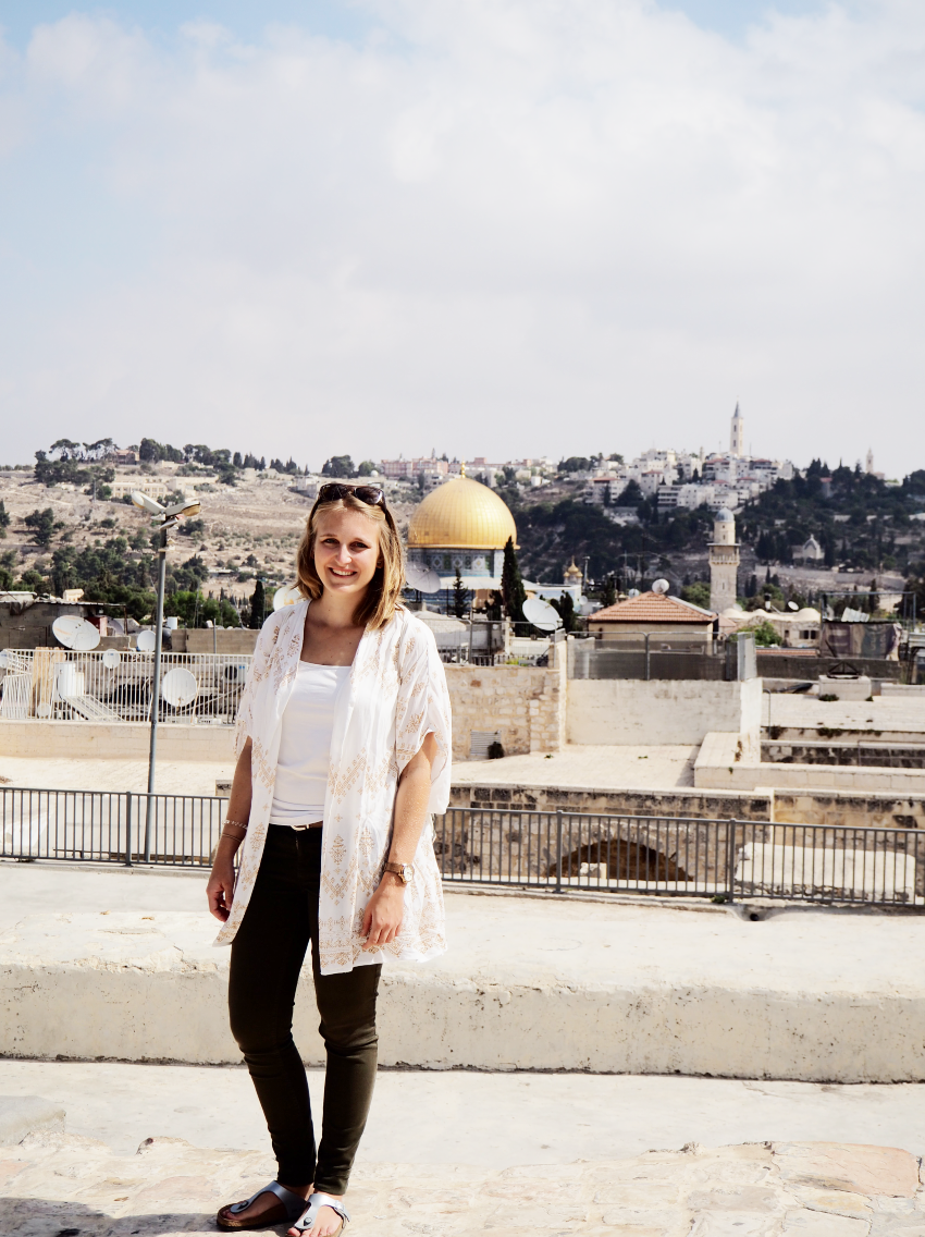 Corina Gall berichtet für «und» aus Israel, wo sie im Moment lebt und studiert. – Bild: zvg