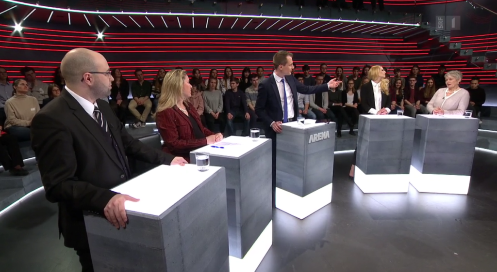 Diskussion in der Arena. – Bild: Screenshot/SRF