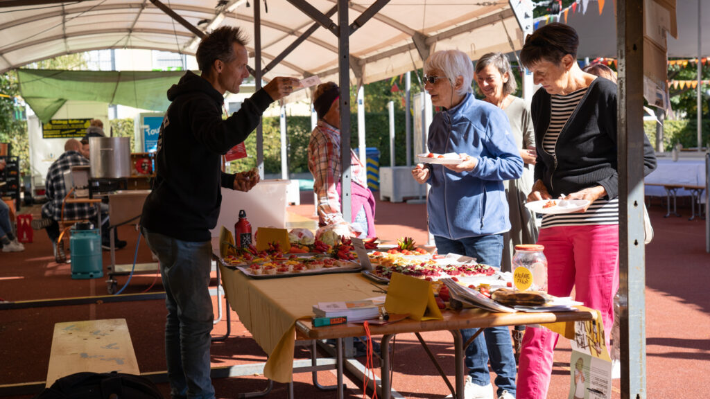 Ohni, Fritz&Friede, Madame Frigo und Strämu Beizli laden zum Foodsave Bankett ein