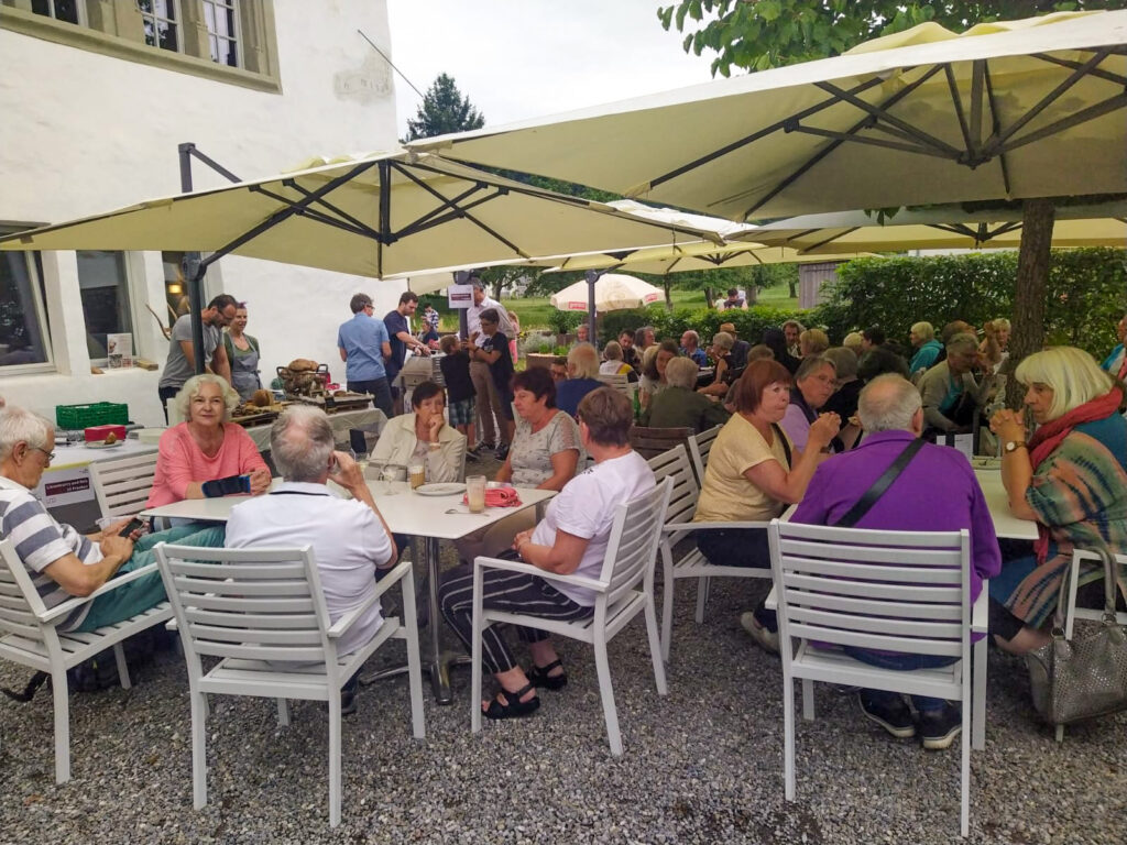 Der Platz wird knapp: Die 100er-Grenze ist geknackt!