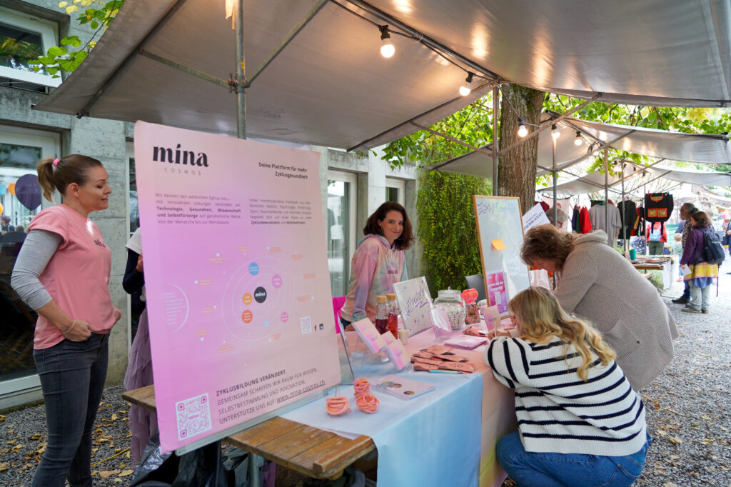 Wie fühlen sich Periodenschmerzen an?