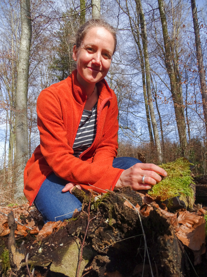 Die Waldfrau Rahel Schönthal – eine Begegnung zwischen den Baumkronen