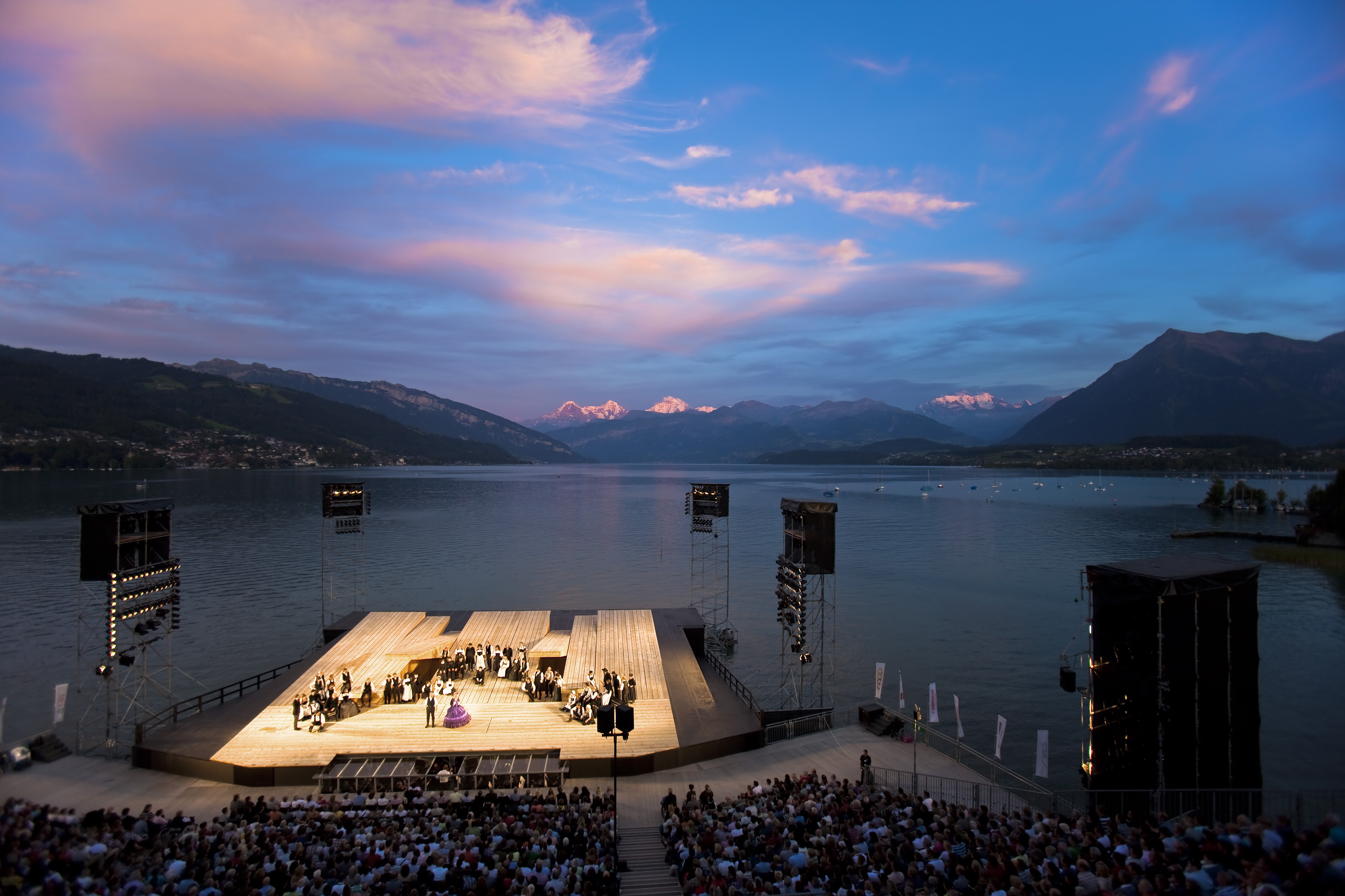 Katzenspektakel auf der Seebühne