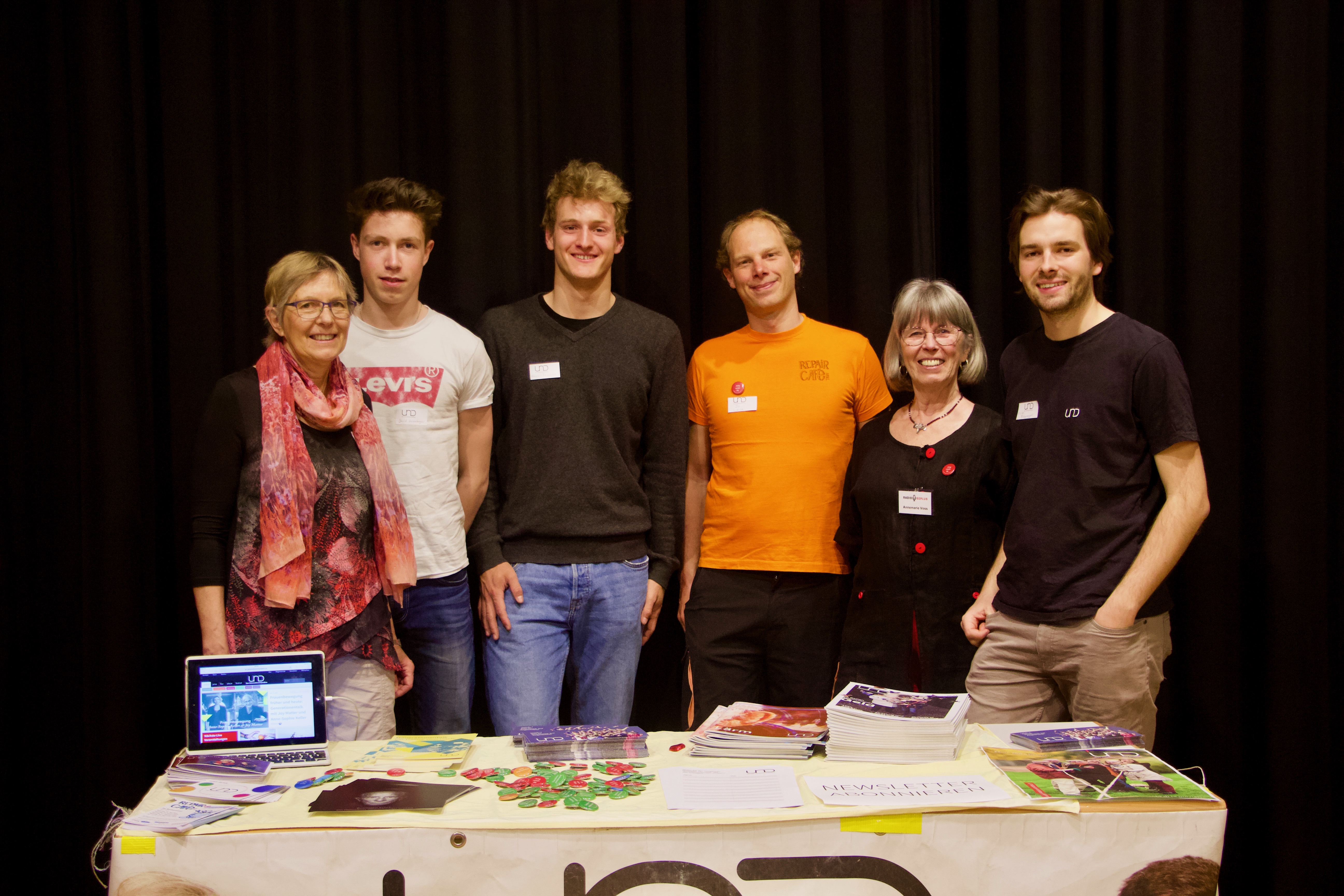 UND war mit Technikhilfe an der Info-Messe 60+ Spiez