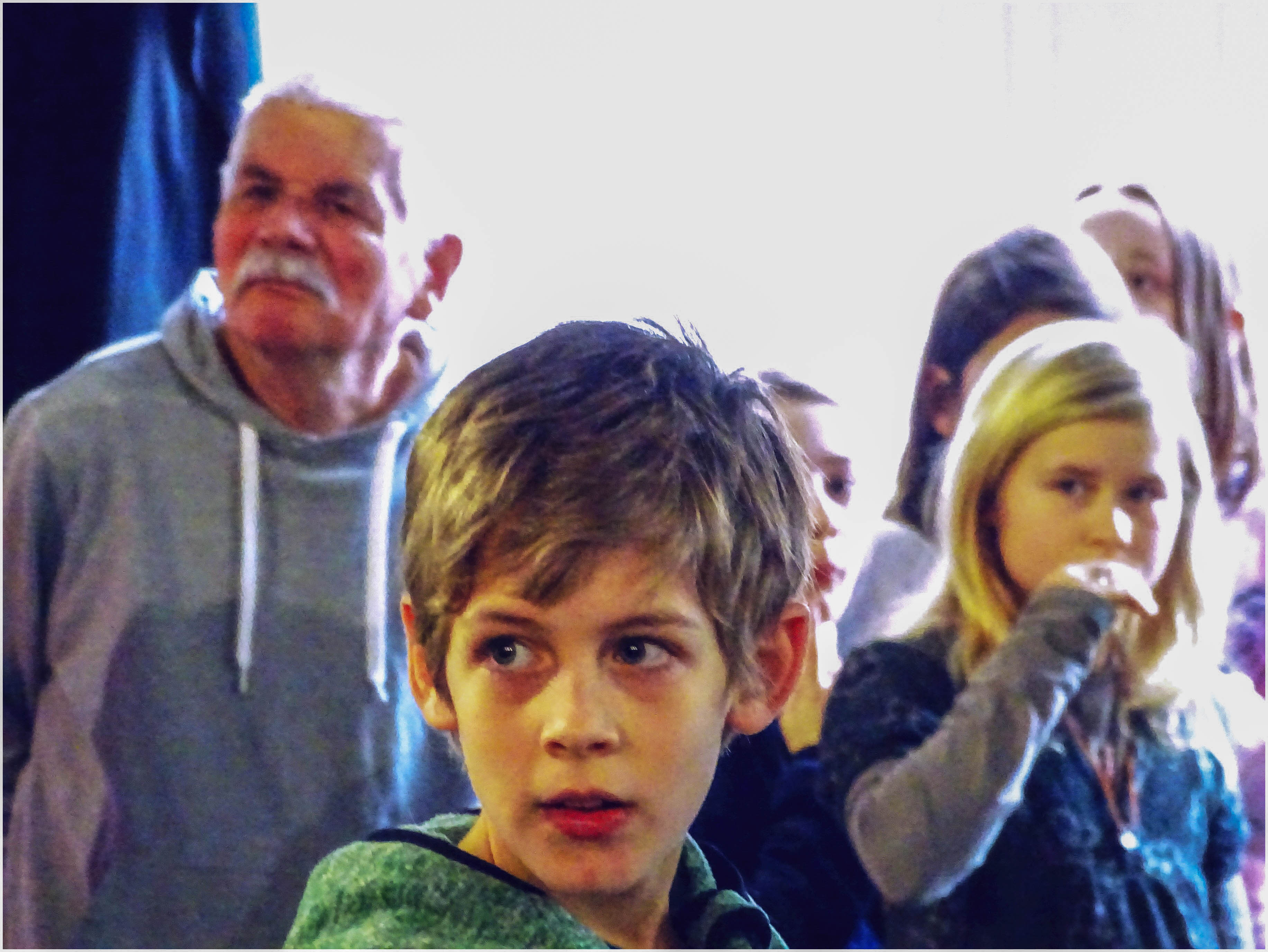 «Mouve-Mot», ein mehrsprachiges Tanztheater der Generationen