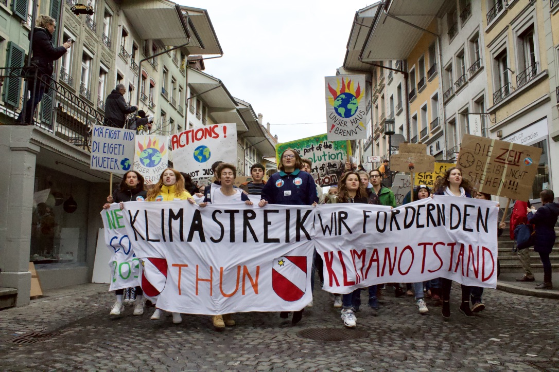 Jetzt füllen die Jungen auch die Strassen Thuns