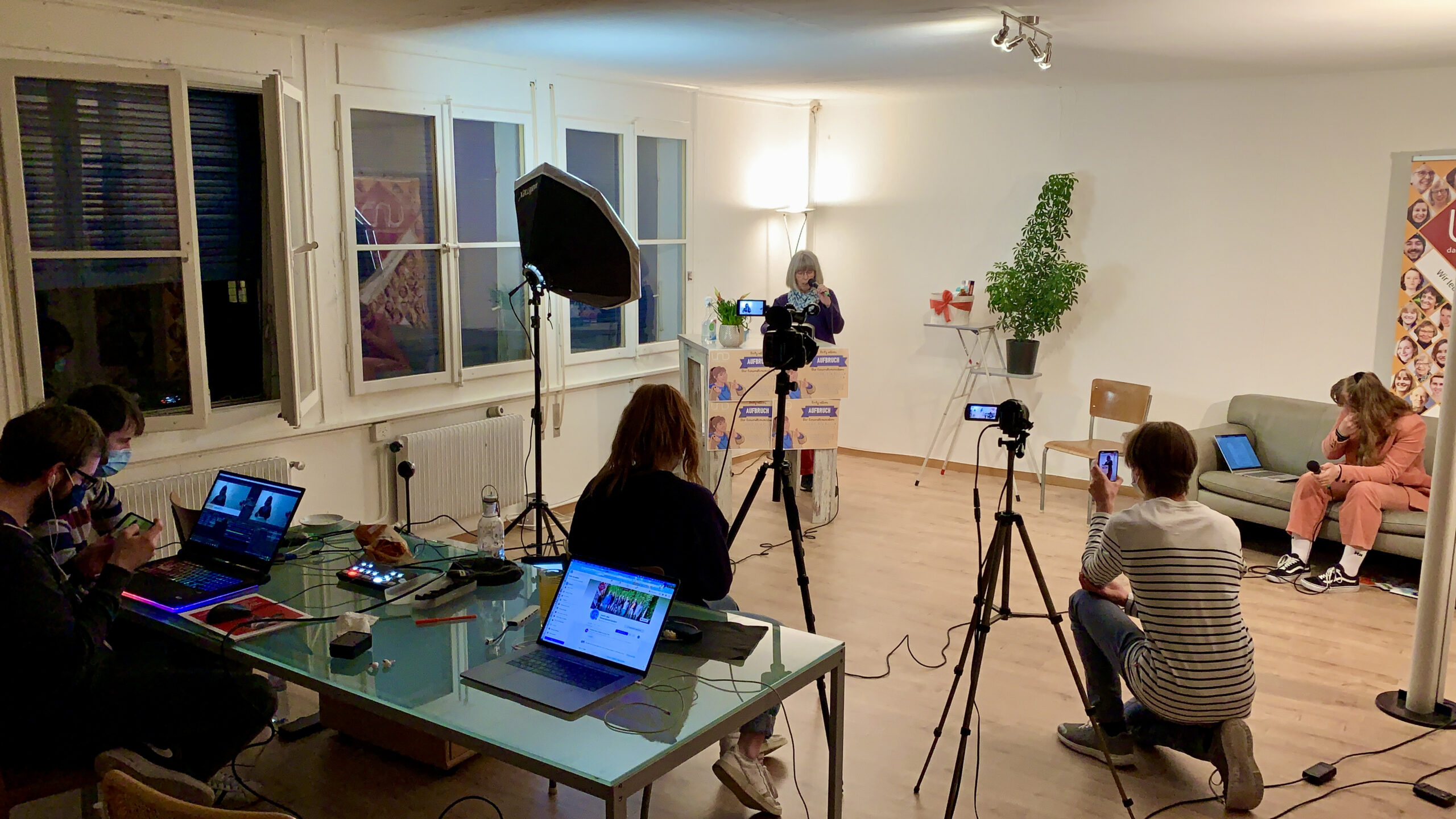 11 Meter, Applaus ab Konserve und viel Begeisterung: Das war der Generationenslam