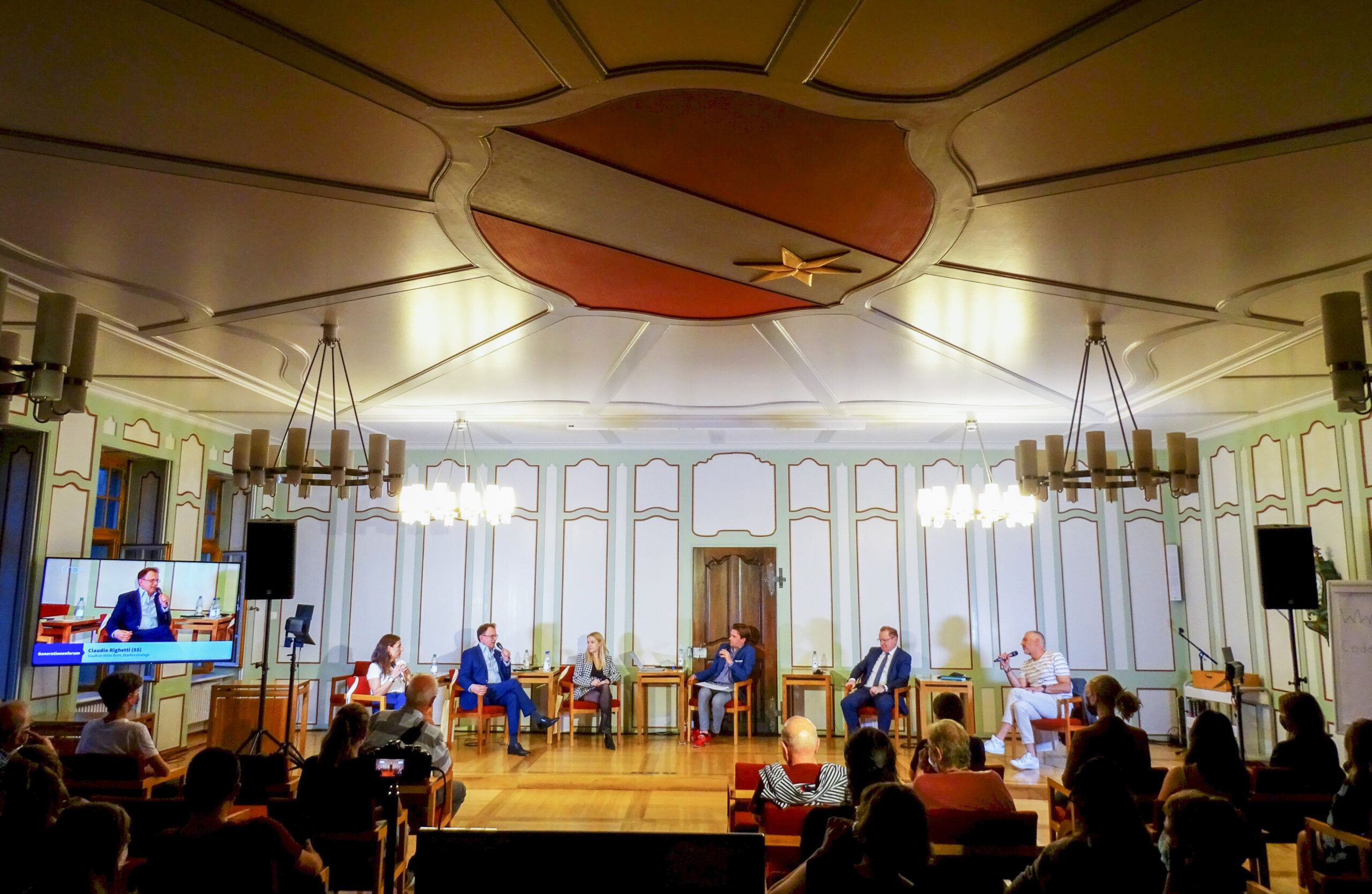 Debatte über die Debatte: Mit «hartem Hund» Sandro Brotz und harmonischen Politiker:innen