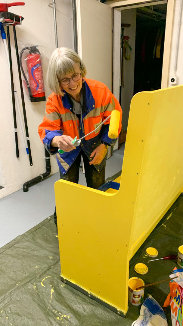 Ein neues Zuhörbänkli für die Thuner Bahnhofshalle!