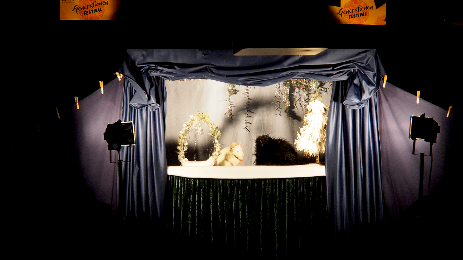 Ein alter Computer, ein Gemeinschaftsgarten und ein Rockkonzert – das war der zweite Tag des Generationenfestivals 2022