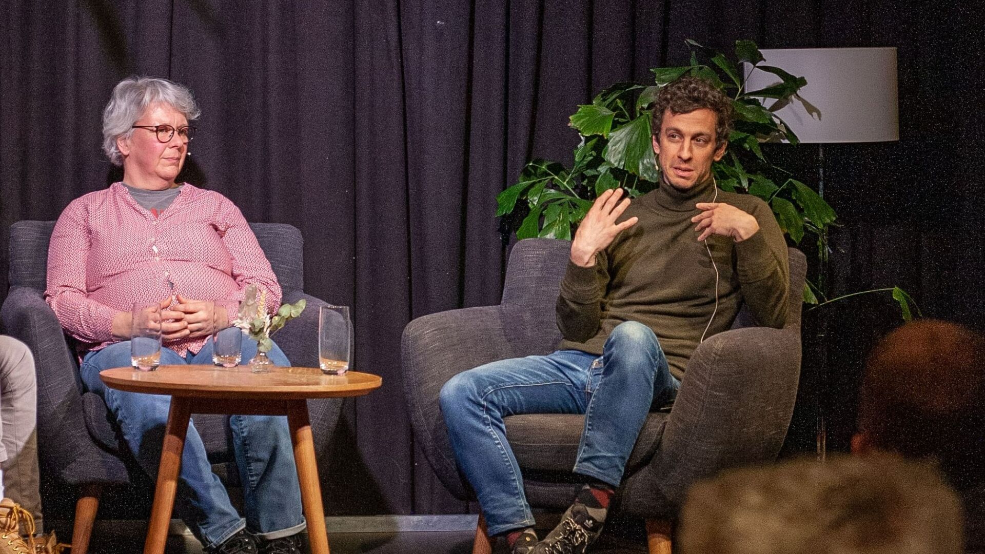 Spiegel unserer Gegenwart – ein Generationentalk über die Erforschung der Vergangenheit und der Zukunft